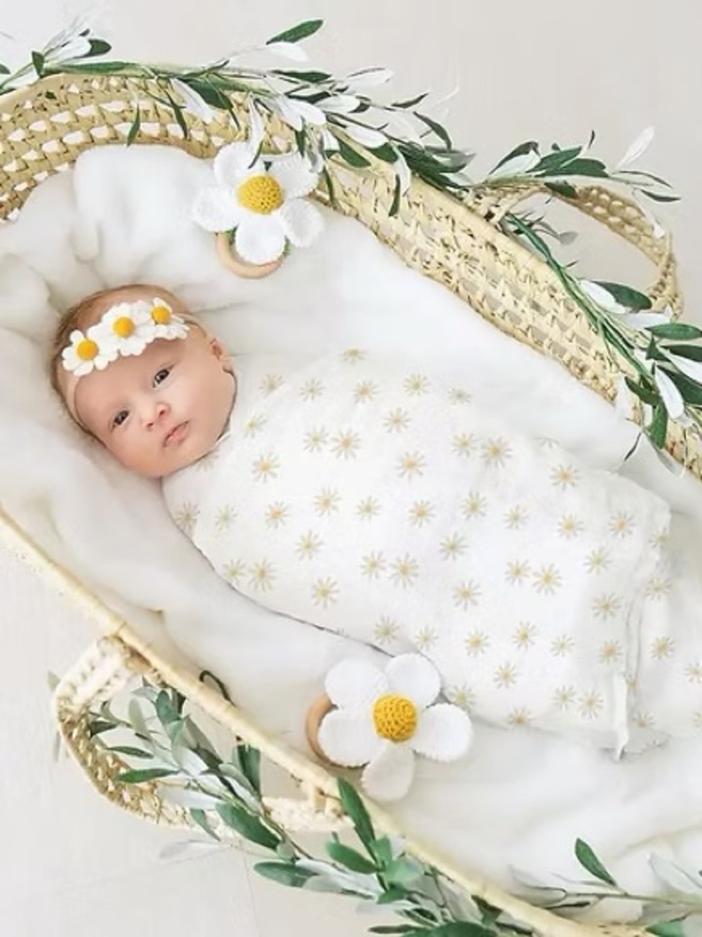Daisy Print Baby Swaddle - White & Yellow
